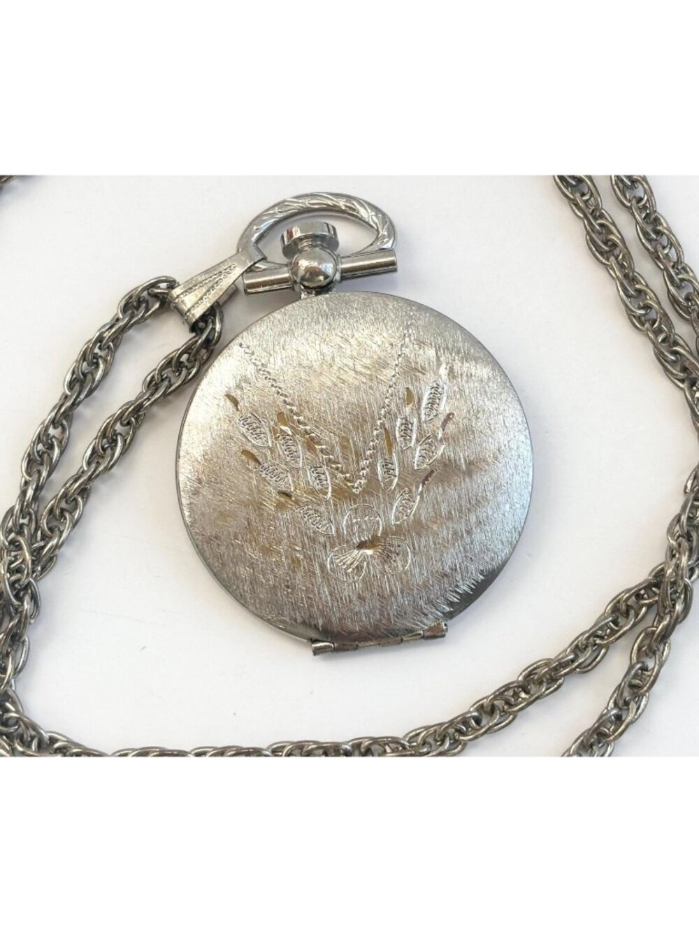 Locket Floral Carved Matte Silver Toned Vintage Jumbo Pendant Necklace - 24" - Picture 1 of 16